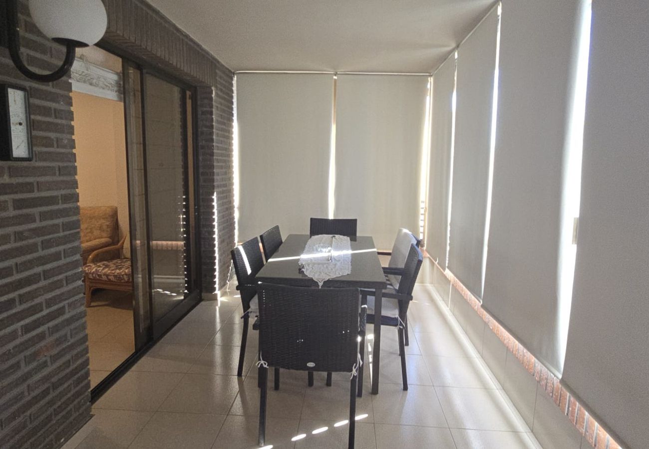 Apartment in Benidorm - CASTELMAR 1C